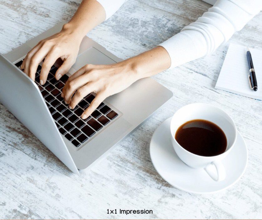 What Is a Social Media Manager? 2 What Is a Social Media Manager